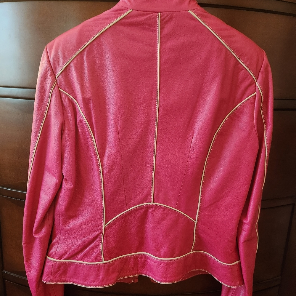 Danier Leather Hot Pink Jacket Size Small - Picture 3 of 4